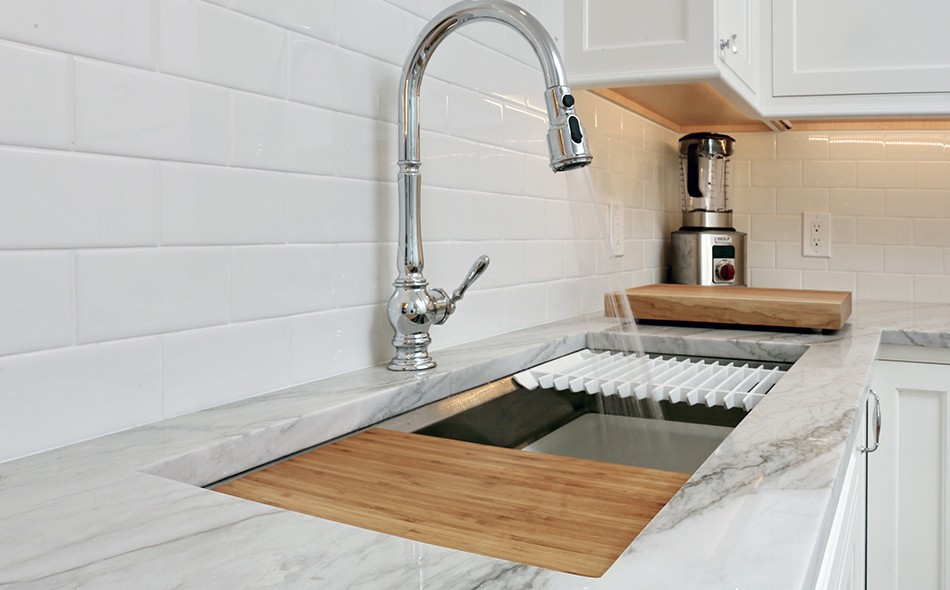 Kitchen Sink and Faucet