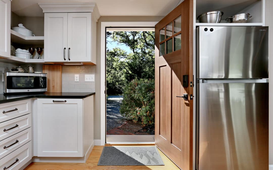 Bringing The Outside In – With This Brewster Kitchen